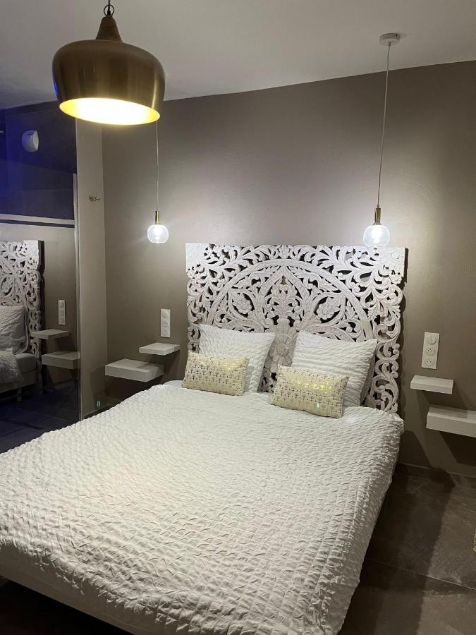 Love Room Mille Et Une Nuits ناربون المظهر الخارجي الصورة