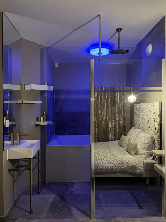 Love Room Mille Et Une Nuits ناربون المظهر الخارجي الصورة